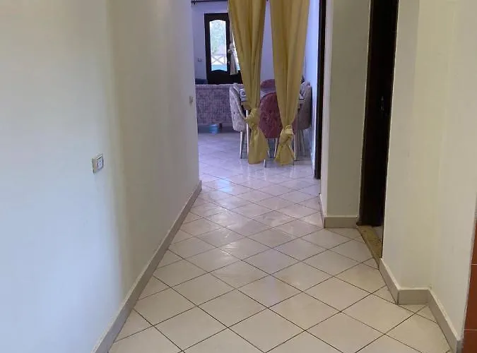 Golden Plaza Szálloda 3*
